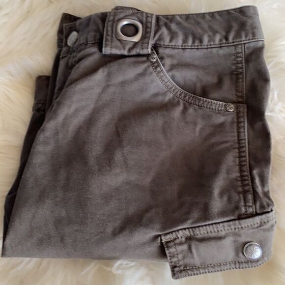 Athleta The Kick It Organic Blend Distressed Shorts Casual Beach Hike - Picture 1 of 15